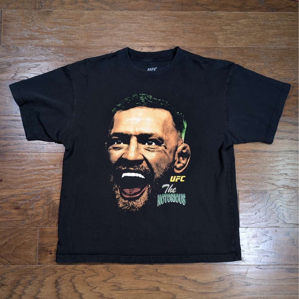 UFC Conor McGregor Collage Oversized T-shirt Mens Large 23.5x27.5 MMA‎